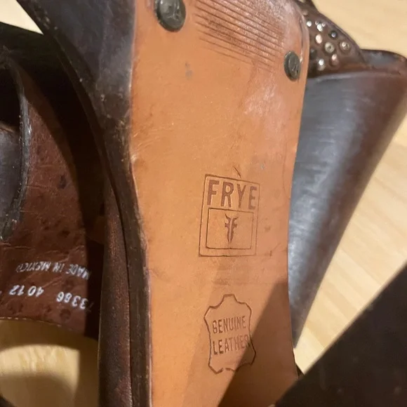 FRYE JEWEL STUDDED HIGH HEEL LEATHER SANDALS Sz 10 - Picture 5 of 5